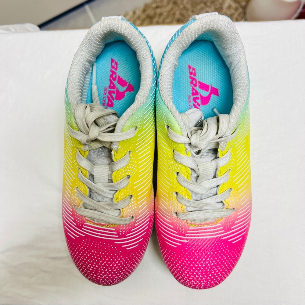 Brava Kids Rainbow‎ Soccer Cleats size 6.5/120 - Picture 9 of 11